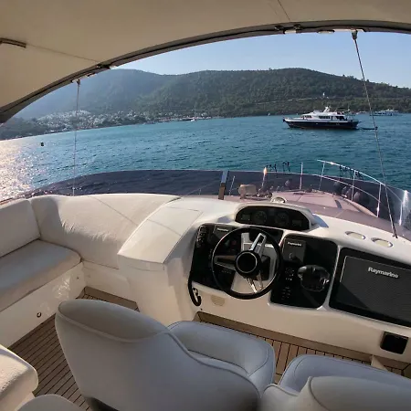 2017 Princess 52 Fly Yacht In